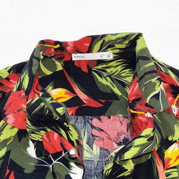 Lefties brand tropical button down - Picture 2 of 3
